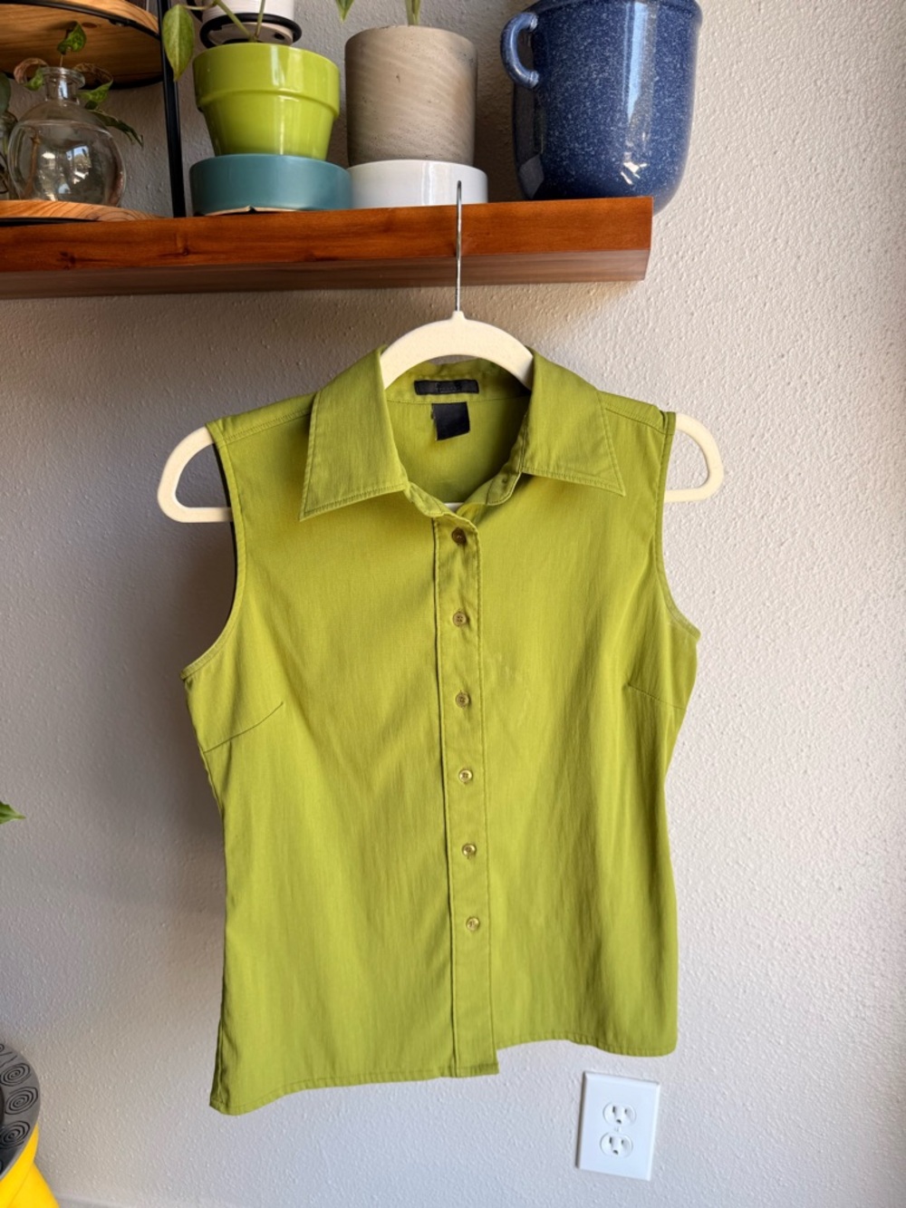 Frenchi Sleeveless Button-Front Camisole in Lime ✨VINTAGE 90’s